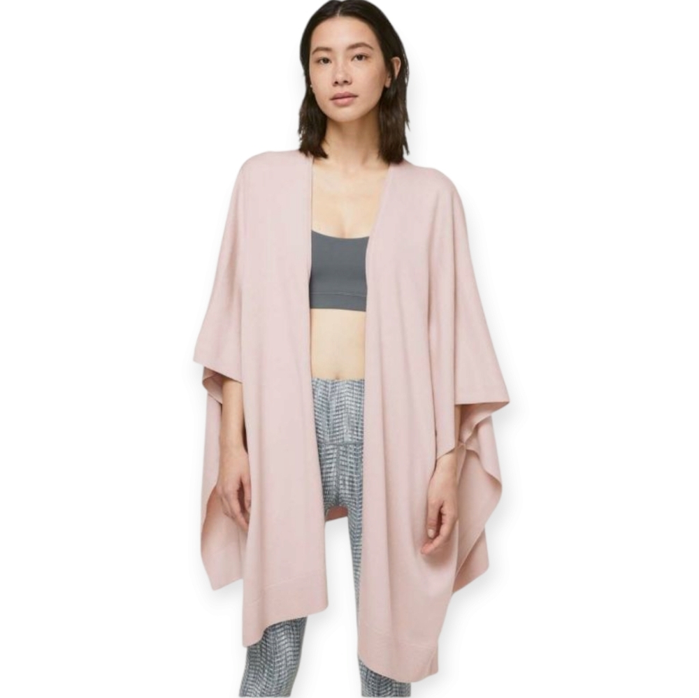 Lululemon Free To Coast Wrap One Size Pink Bliss